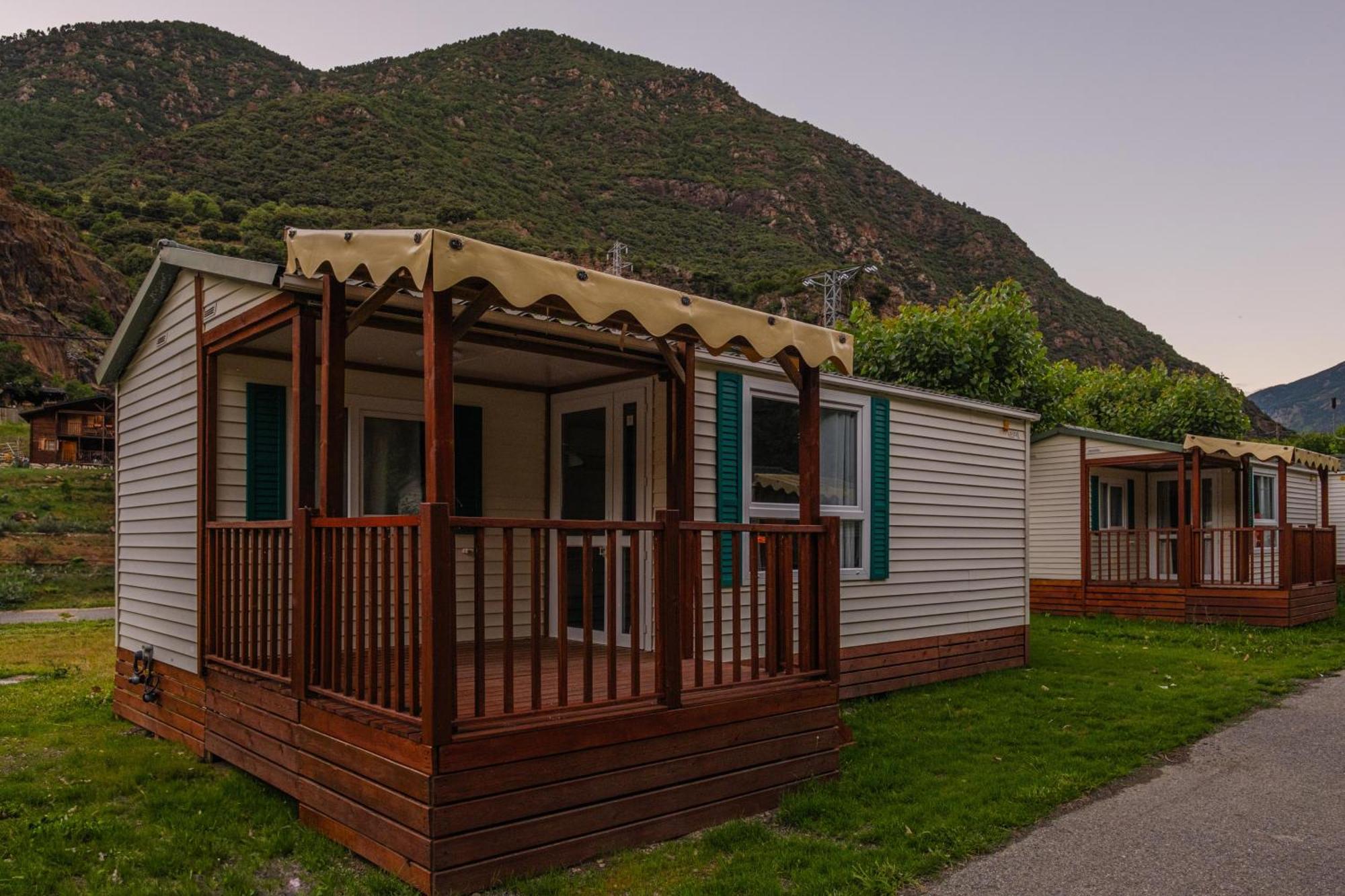 Frontera Bungalow Park Farga de Moles Luaran gambar