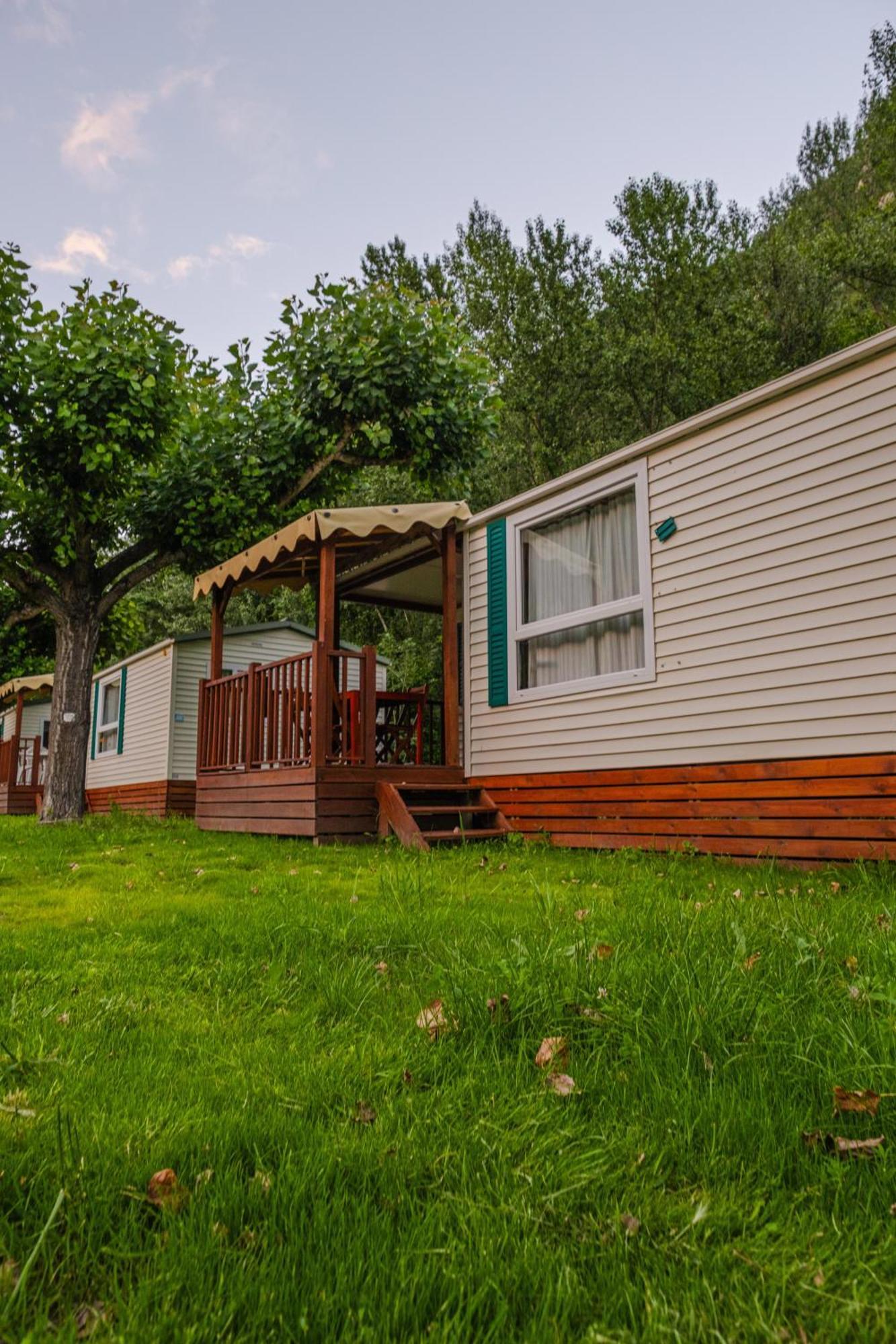 Frontera Bungalow Park Farga de Moles Luaran gambar