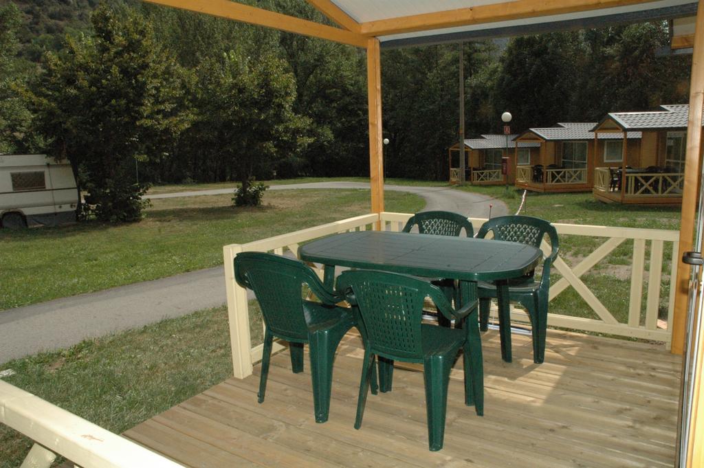 Frontera Bungalow Park Farga de Moles Luaran gambar